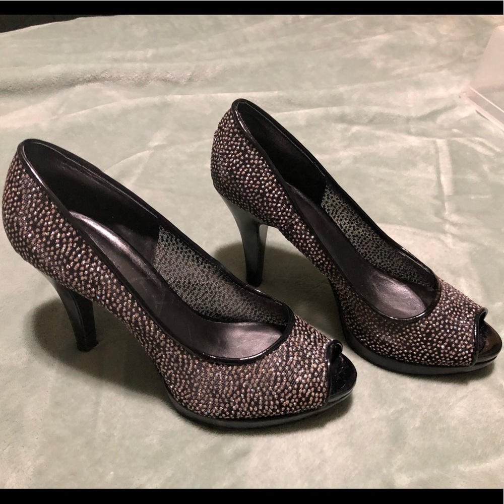 Nine West peep toe 4 inch heels 1/2 platform